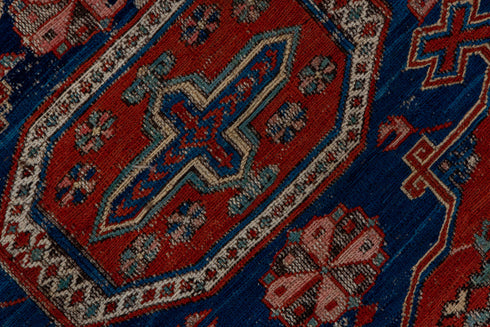 Antique Sumak Area Rug (4' x 6')